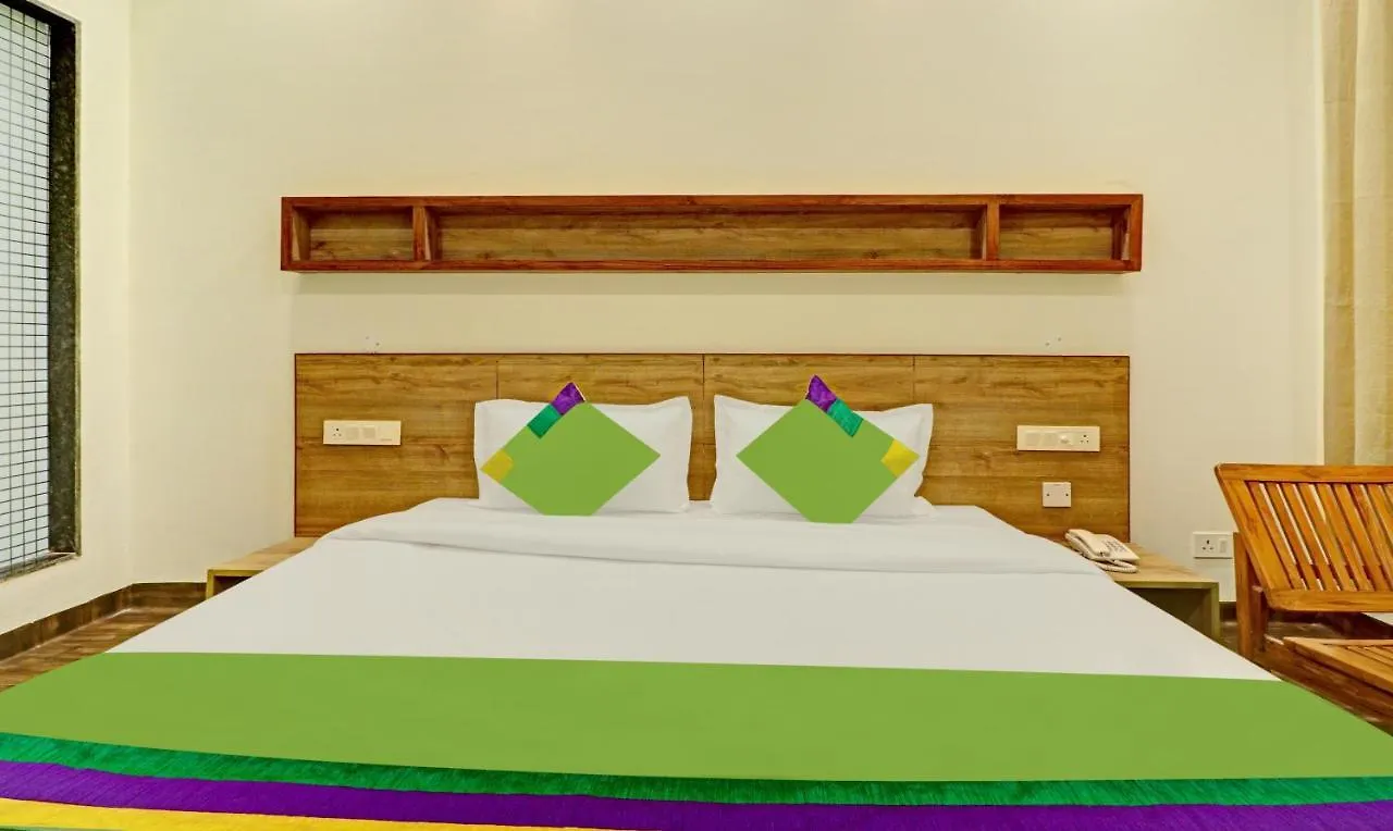 Treebo Delmont Hotel Zirakpur