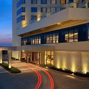Отель Park Plaza Chandigarh